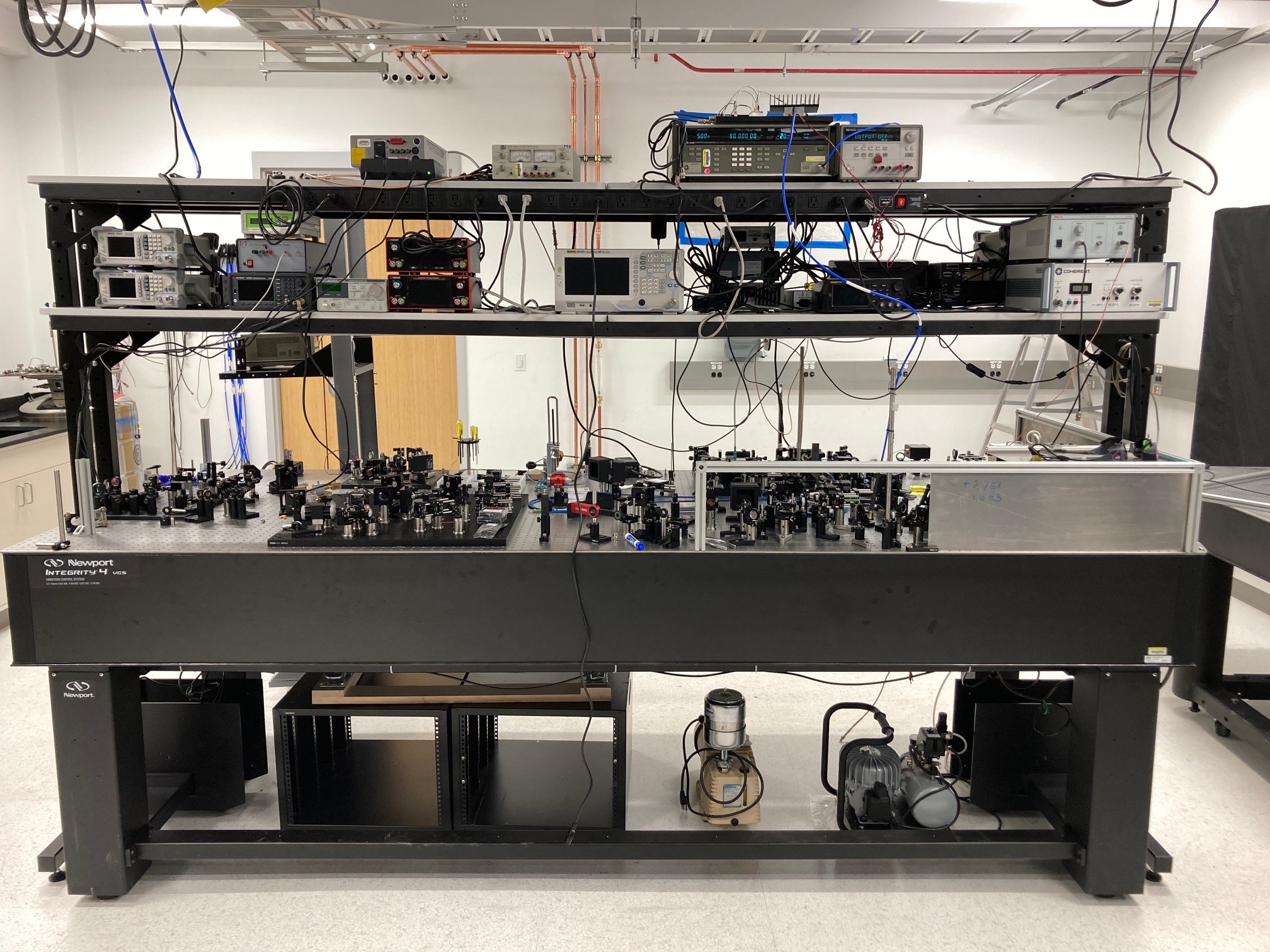 Optical table